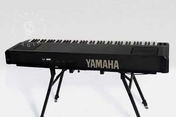 Yamaha P-200 Black Keyboard