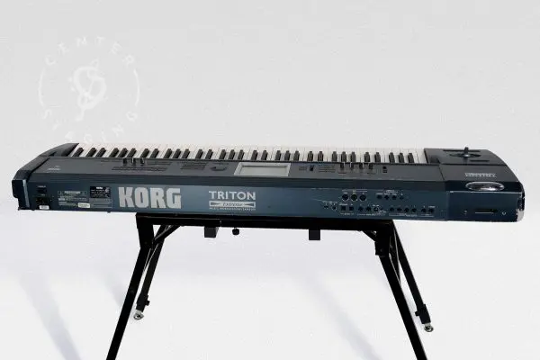 KORG Triton Extreme 76 Blue Keyboard