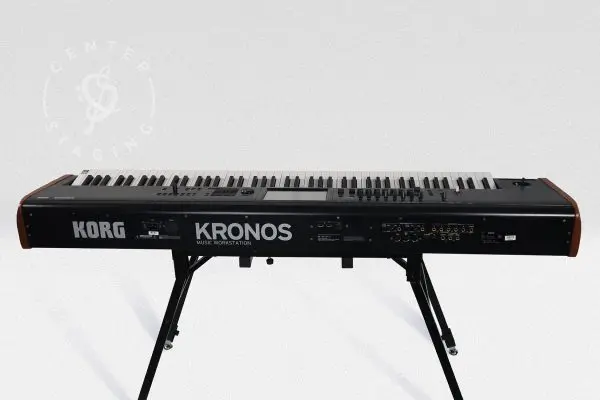 KORG Kronos 2 88 Black Keyboard