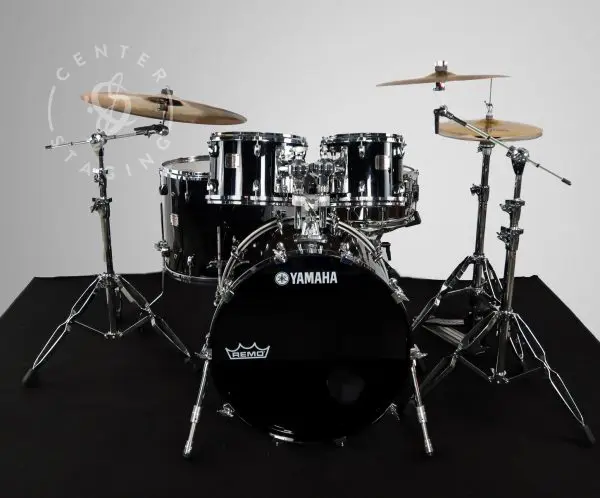 Yamaha Black Drum Kit