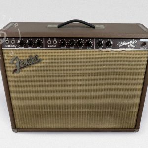 Fender Vibroverb Combo Amplifier Brown Guitar Amplifier