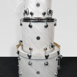 DW Twisted White Satin Collectors Kit