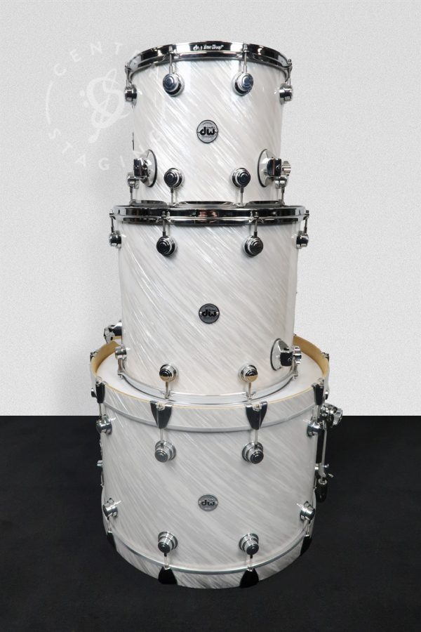 DW Twisted White Satin Collectors Kit